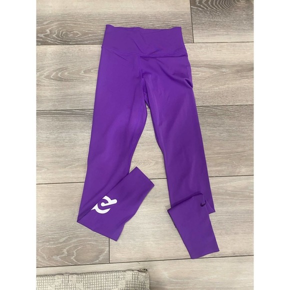 Peloton Nike One Luxe Tight Bright Purple - Picture 4 of 6